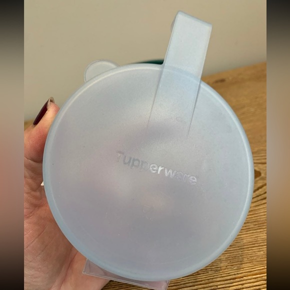 Tupperware Lot - Picture 4 of 5